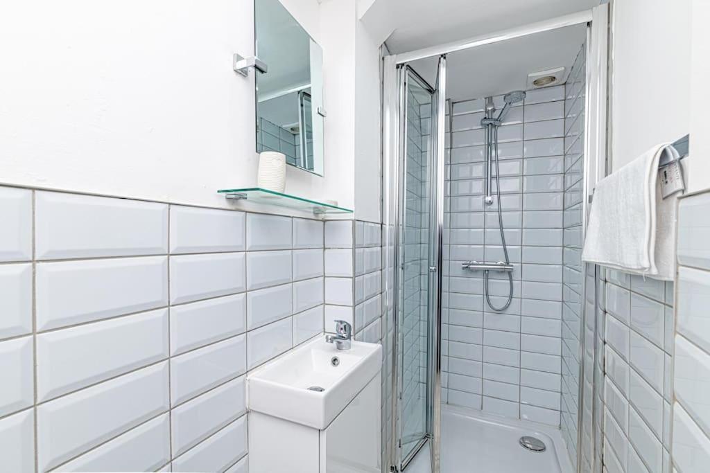 Luxury 5 Bedroom Holiday Home Within Прескот Екстер'єр фото